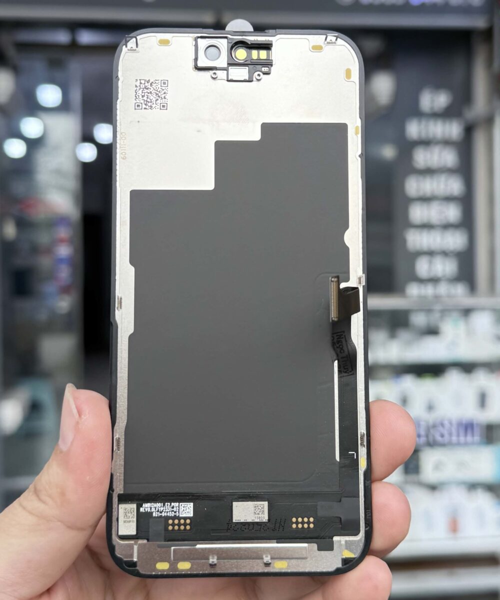 iPhone 15 Pro Screen Replacement