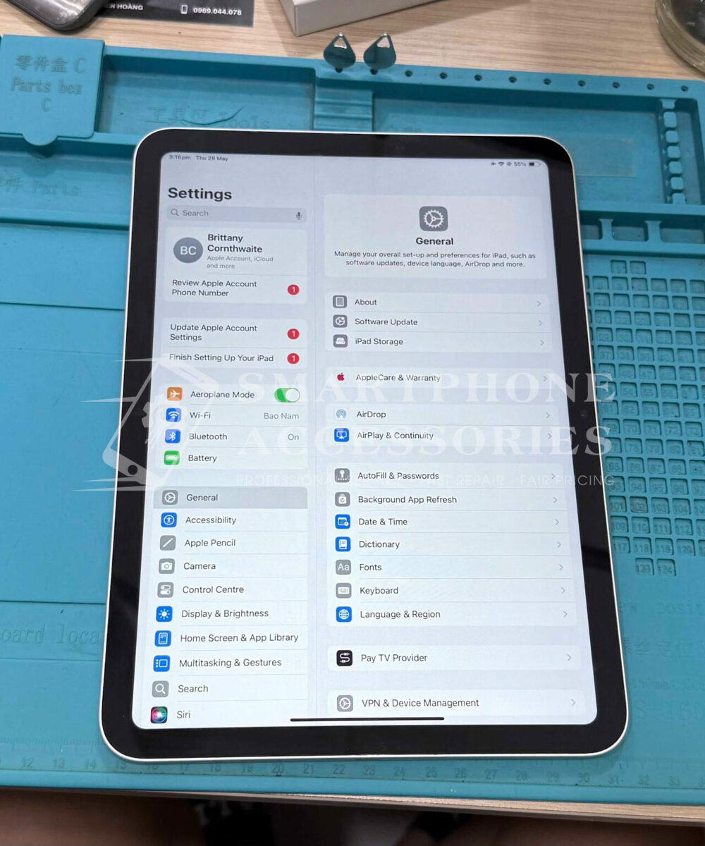 iPad Gen 10 Screen Replacement