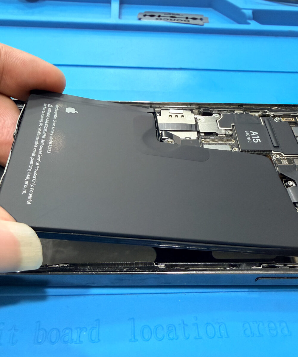 iPhone 13 Pro Max Battery Replacement