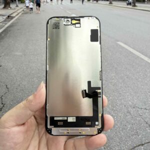 iPhone 15 Screen Replacement – Third-Party Display Option