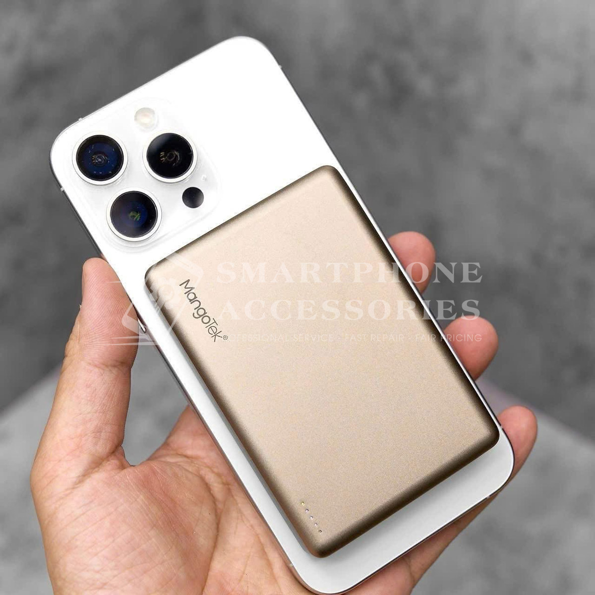 mangotek-magnetic-wireless-power-bank-5 MangoTek Magnetic Wireless Power Bank