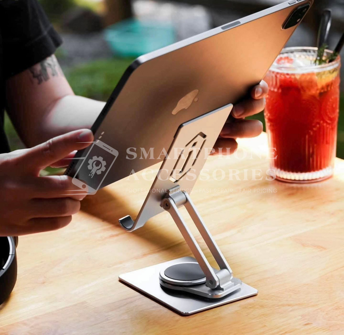 rotating-stand-for-phones-and-tablets-4 Rotating Stand for Phones and Tablets