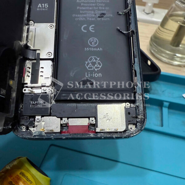Drying iPhone 13 After Water Damage