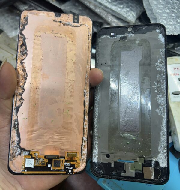 Repair water damaged phone