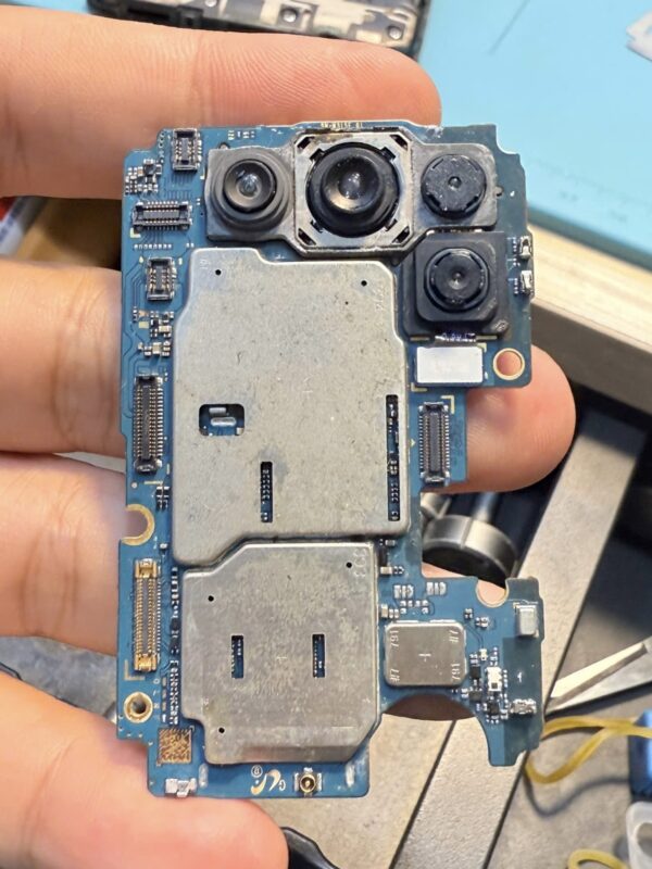Repair water damaged phone