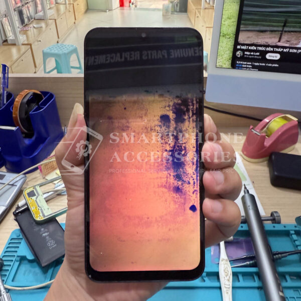 Replace Samsung A24 screen
