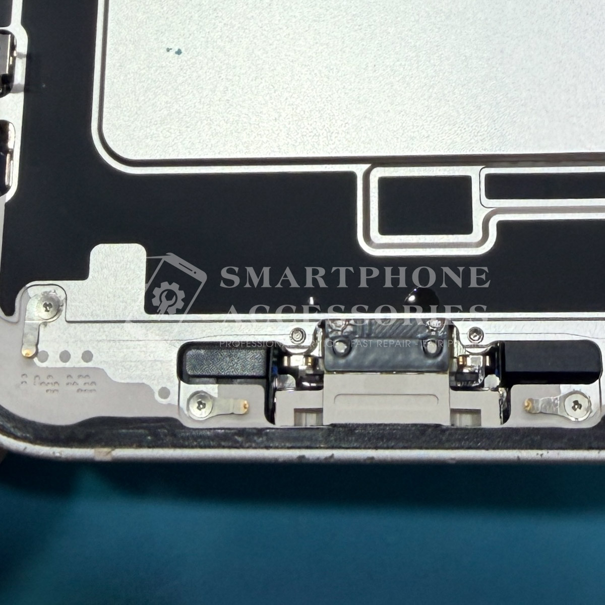 iphone-14-plus-drying-service-1 iPhone 14 Plus drying service