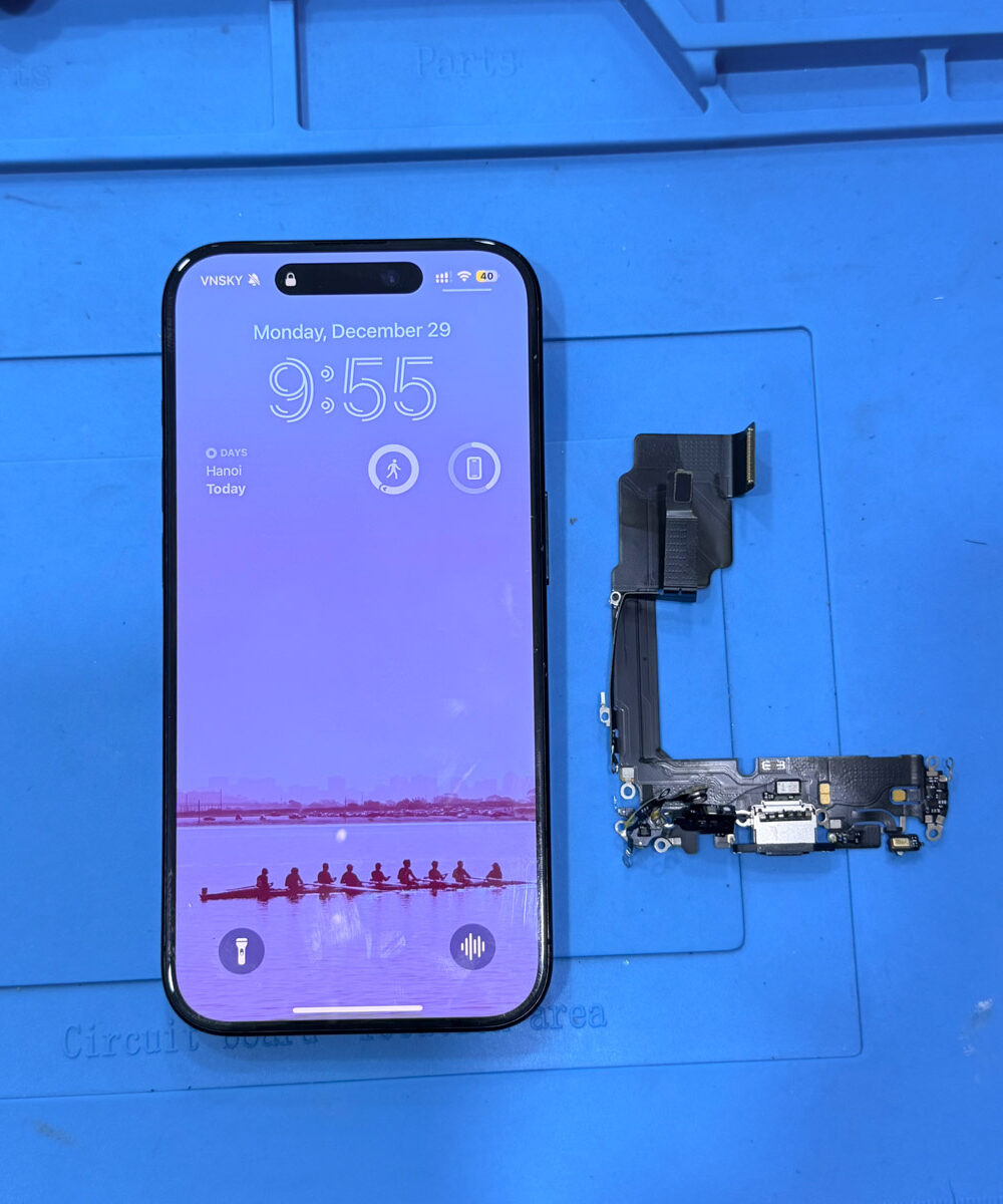 iPhone 15 Pro Charging Port Replacement