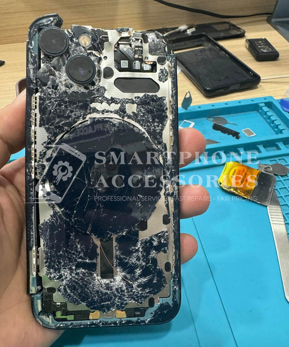 Repairing a cracked iPhone 13 screen