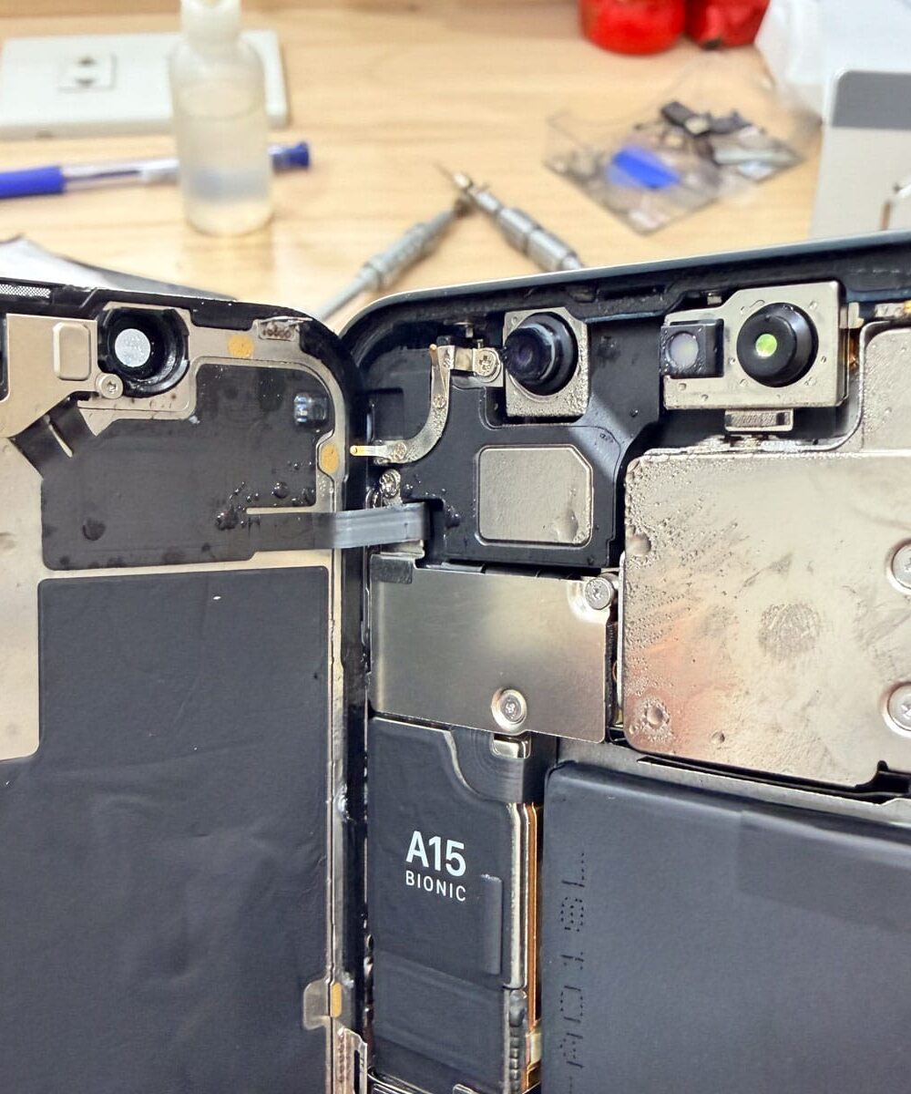 iPhone 13 Water Exposure Drying