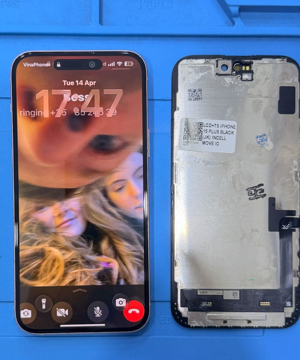 iPhone 15 Plus screen replacement