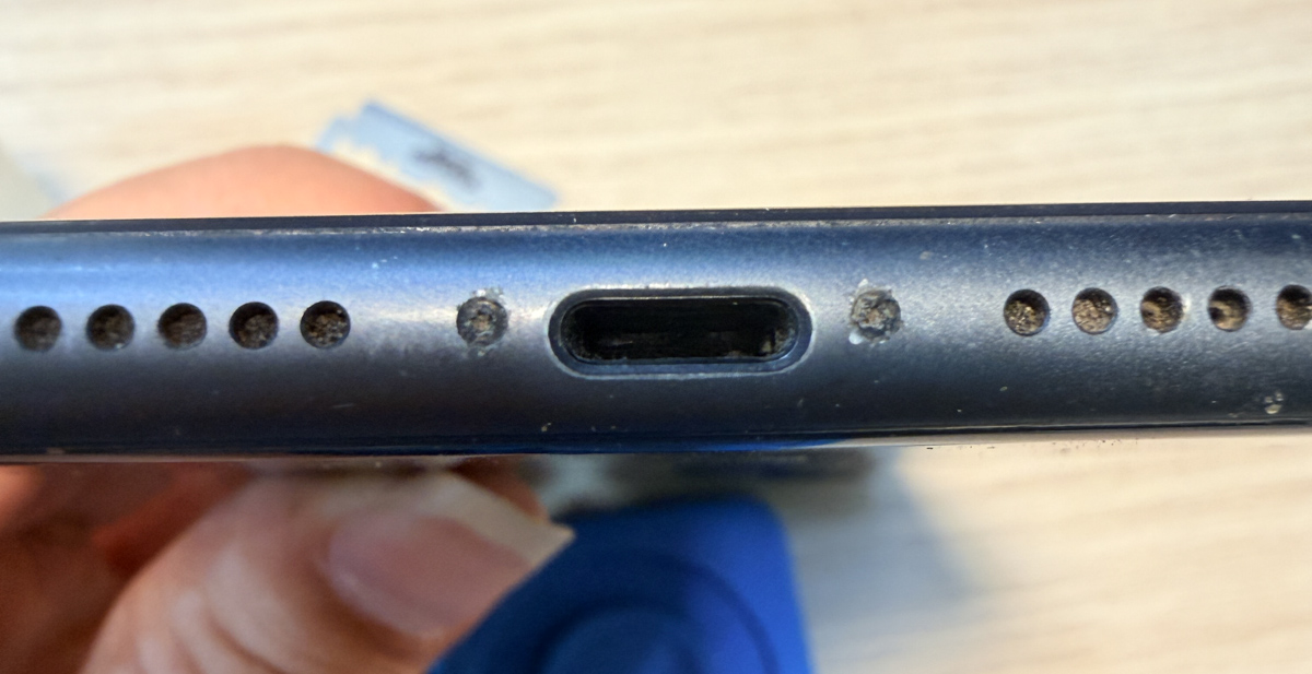 iPhone charging port wear over time