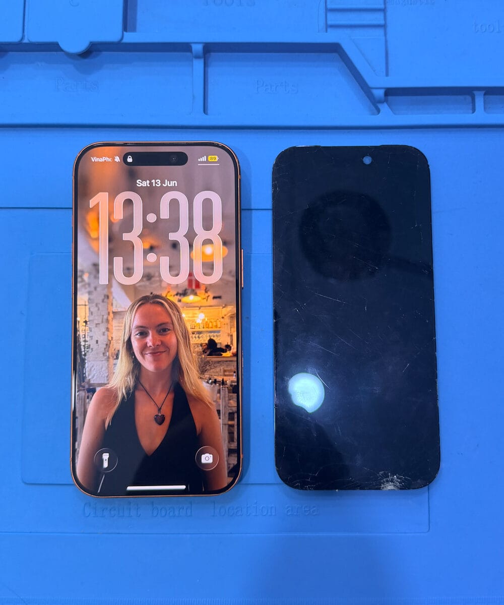iPhone 17 Pro Screen