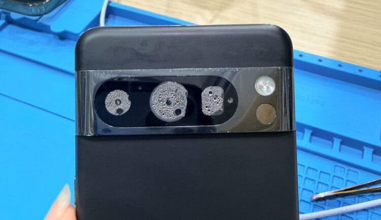 Pixel phone moisture exposure signs in humid environment