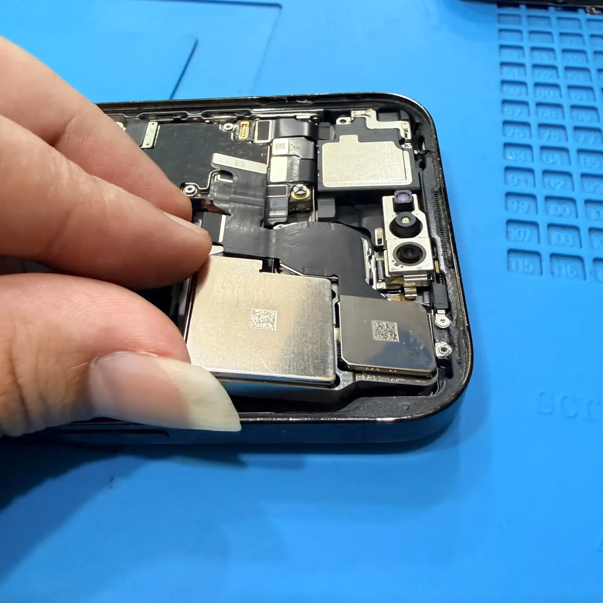 iPhone 14 Pro Max Camera Replacement