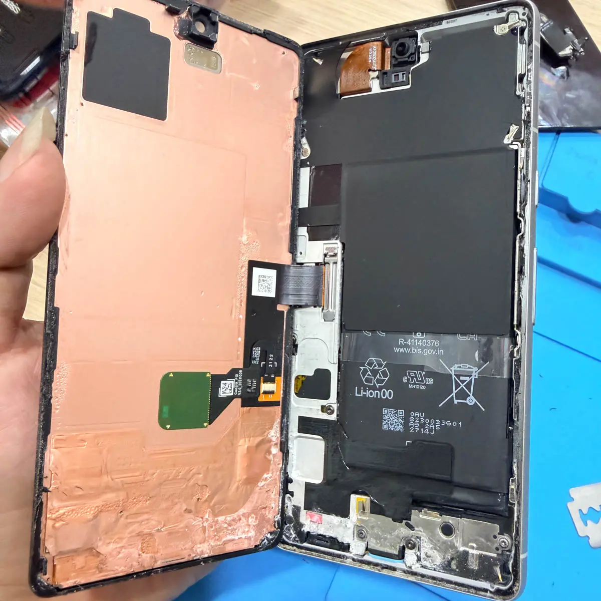 Pixel 7 water damage drying