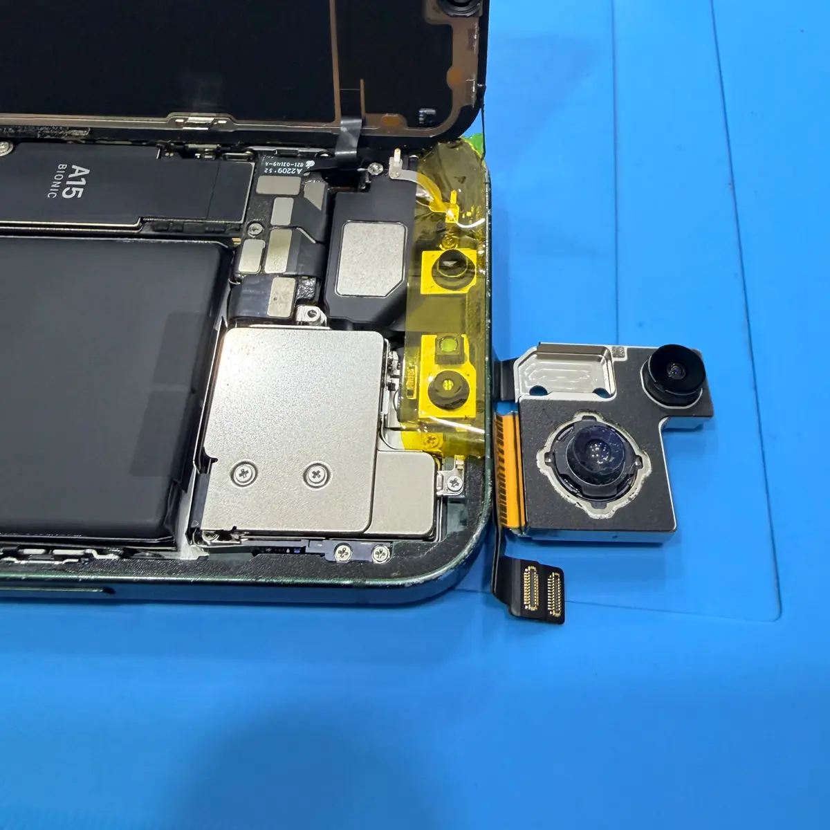 iPhone 13 Camera Replacement