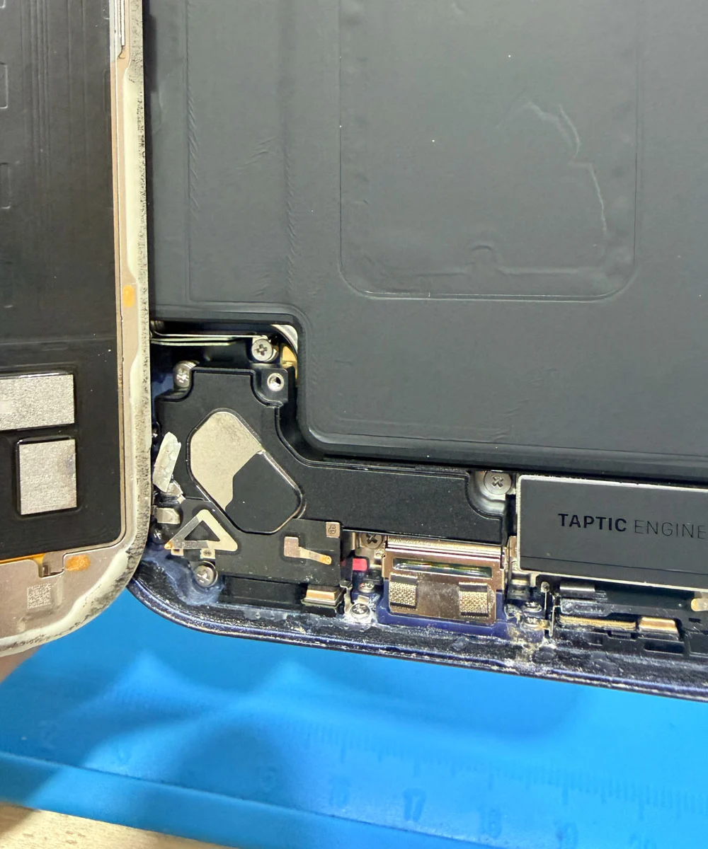 iPhone 17 Pro Water Damage Drying