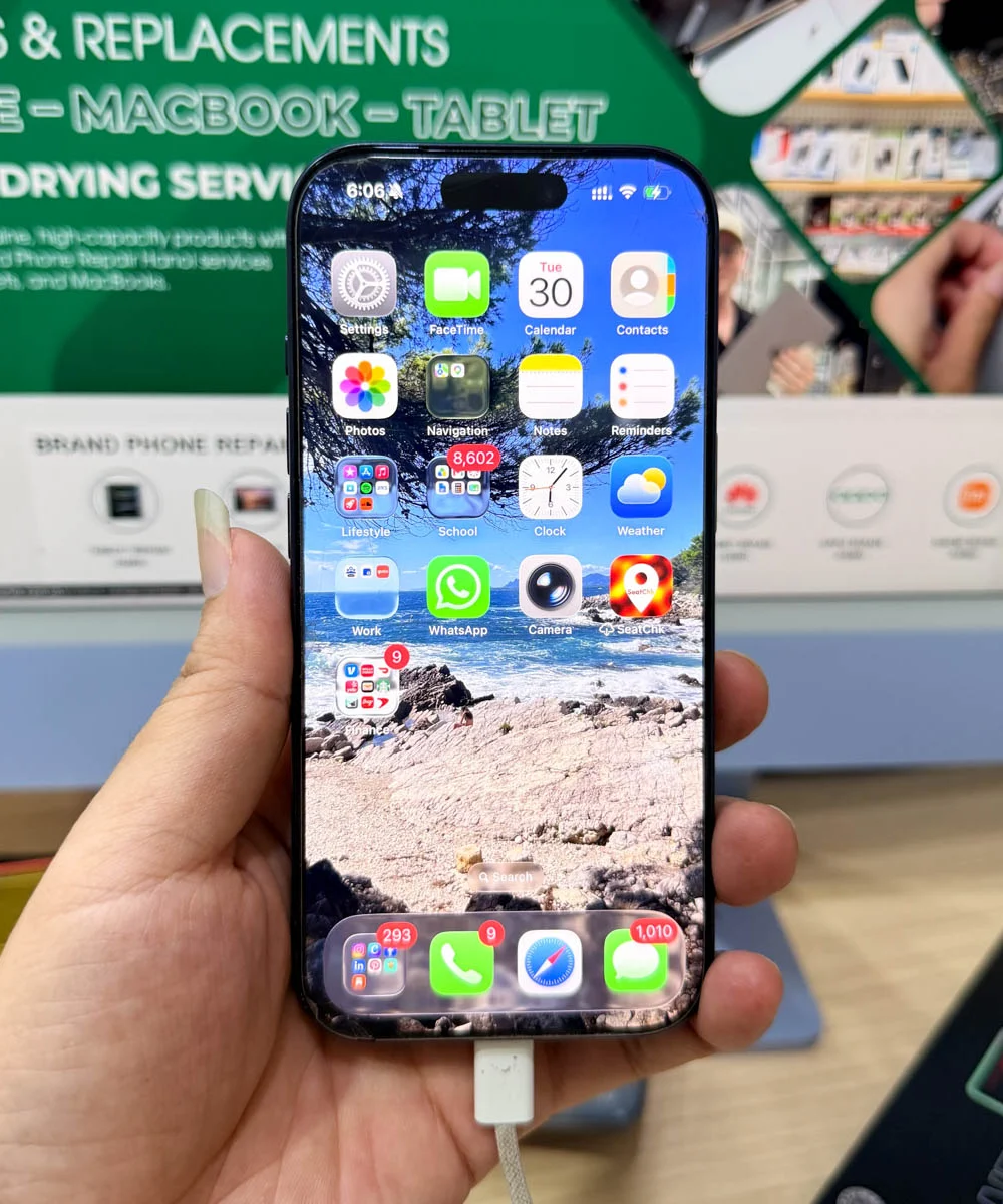 iPhone 17 Pro Water Damage Drying