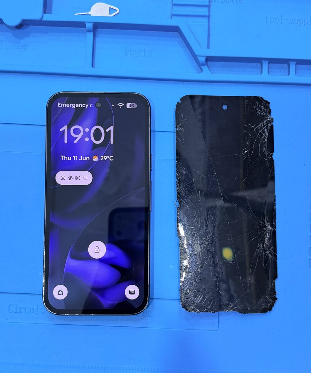 Pixel 9A Screen Replacement