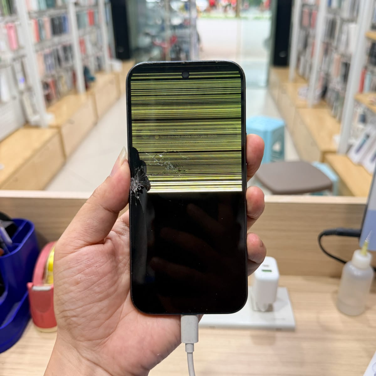 realme-oled-display-assembly-replacement-hanoi