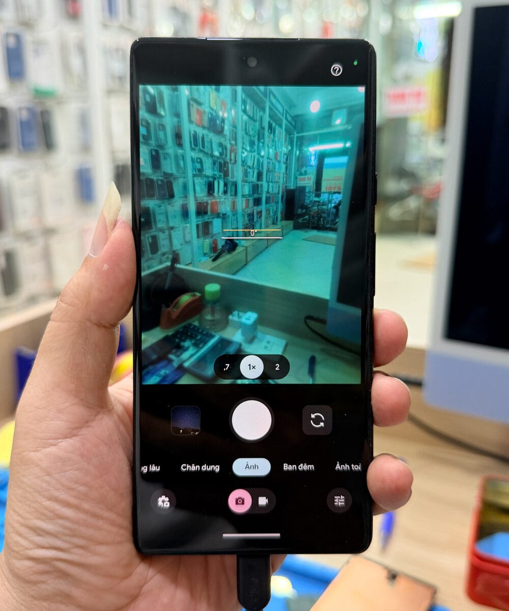 google-pixel-6-camera-replacement-hoan-kiem-hanoi
