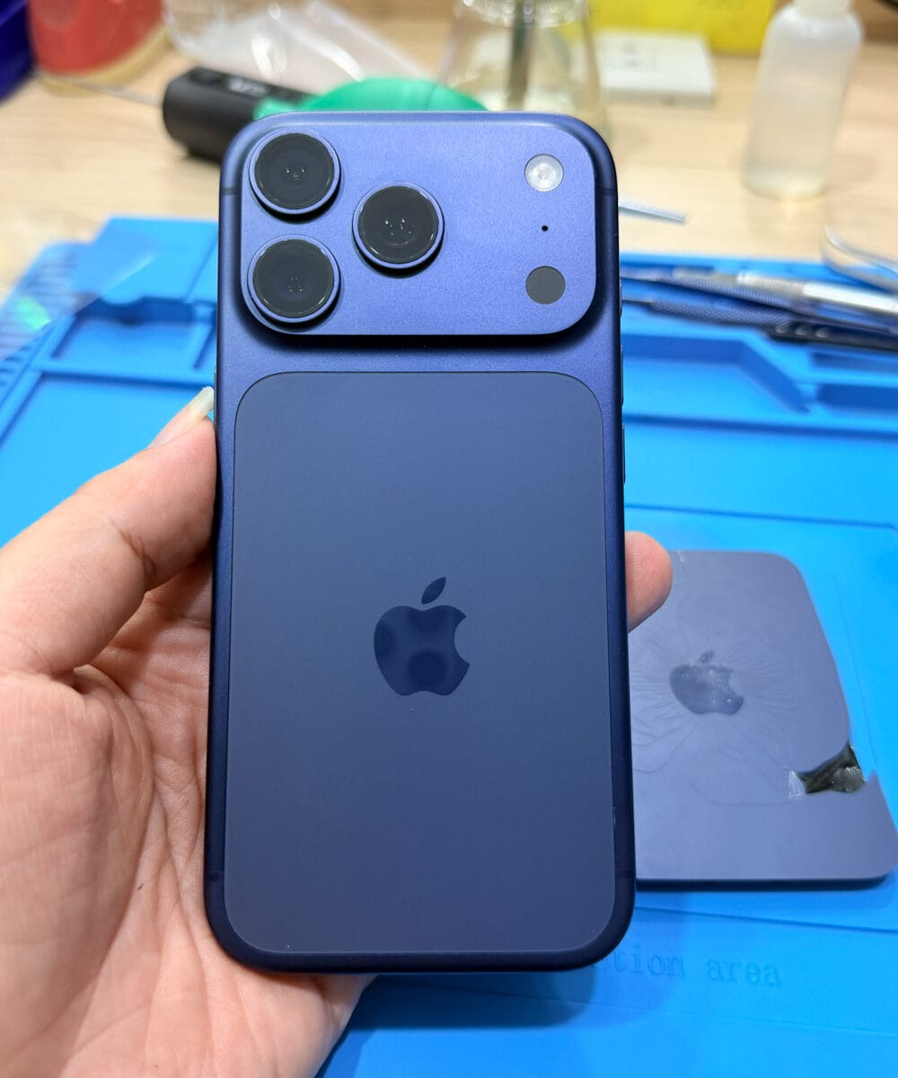 iphone-17-pro-max-back-glass-replacement-completed-hoan-kiem-hanoi